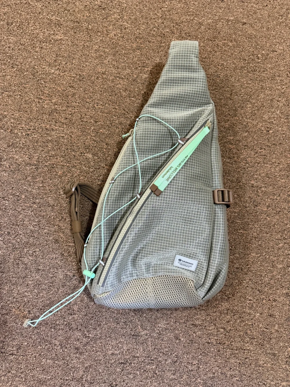 Lululemon SeaWheeze More Miles Active Backpack 17L Grey Mint